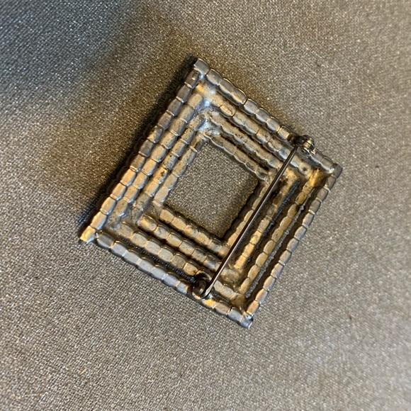2/$40 Vintage Mid-Century Brooch - Picture 3 of 3